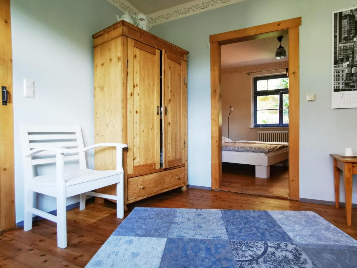 Charmantes Apartment Siebenschlaefer - Ferienwohnung Cafe 7 Weida Ngoại thất bức ảnh